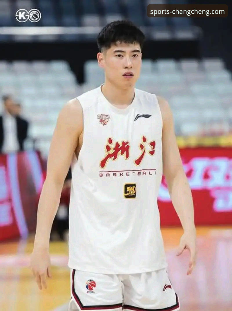 CBA季后赛浙江加时险胜宁波晋级八强，长城体育官方直播完整记录兰道夫33分统治级表现